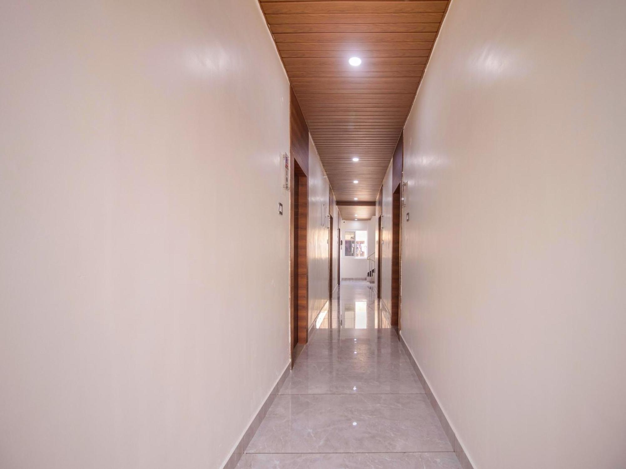 Hotel O Rr Residency Khammam Extérieur photo