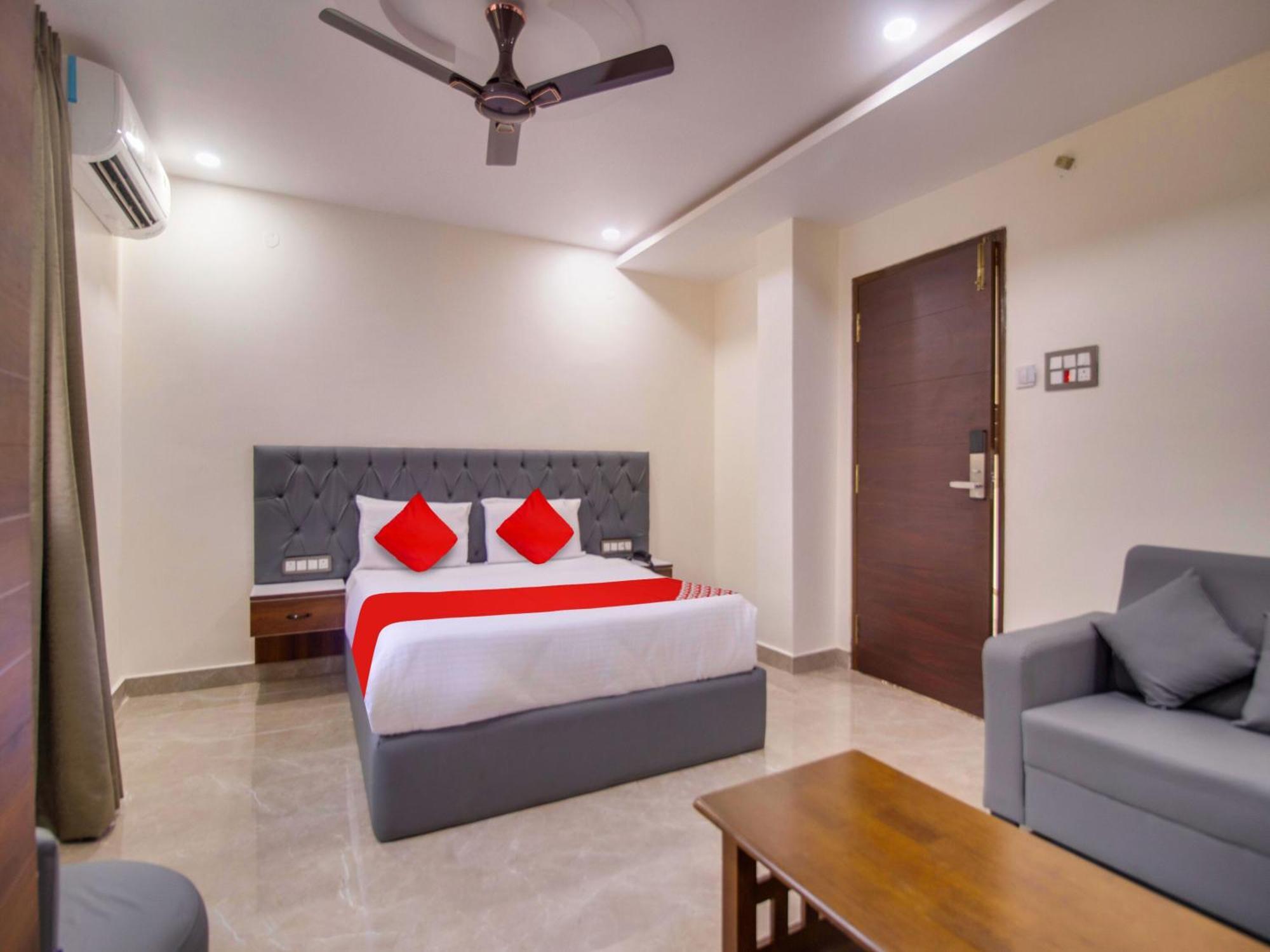Hotel O Rr Residency Khammam Extérieur photo