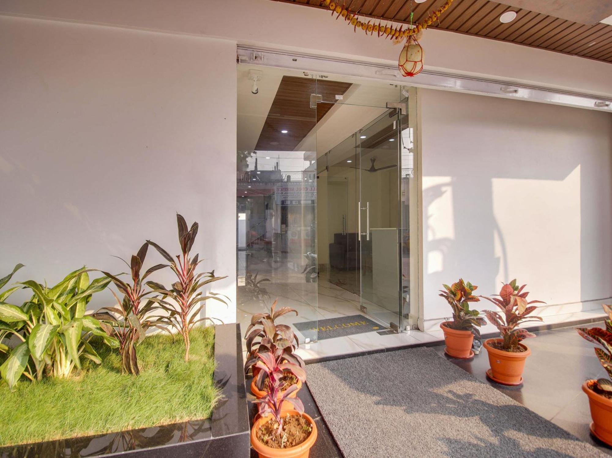 Hotel O Rr Residency Khammam Extérieur photo