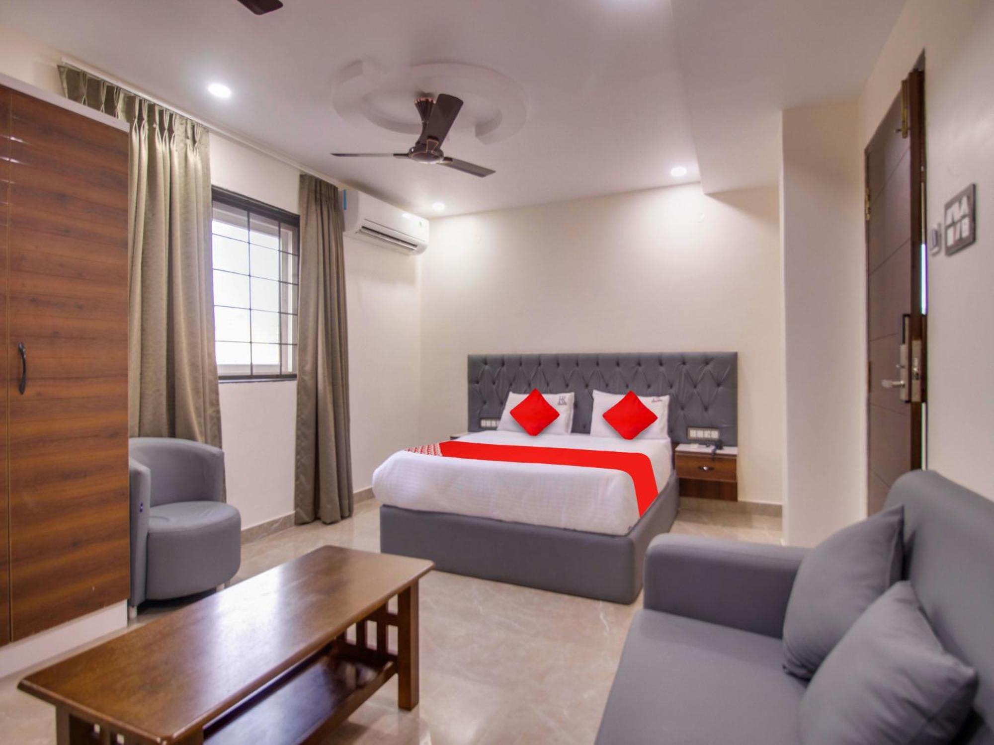 Hotel O Rr Residency Khammam Extérieur photo