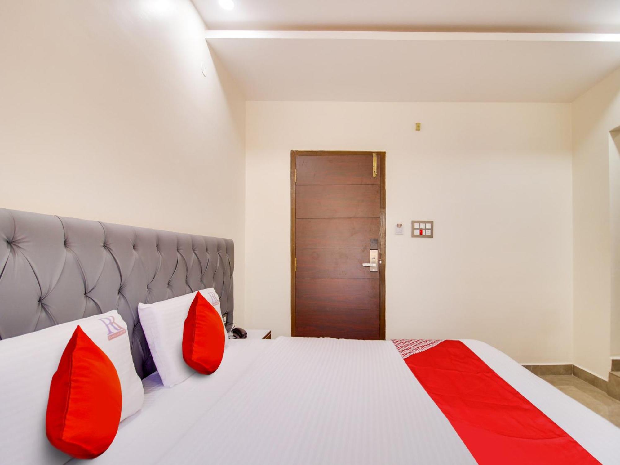 Hotel O Rr Residency Khammam Extérieur photo